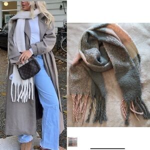 altar’d state grey/blush/ivory plaid fuzzy tassel blanket scarf 20” x 84”